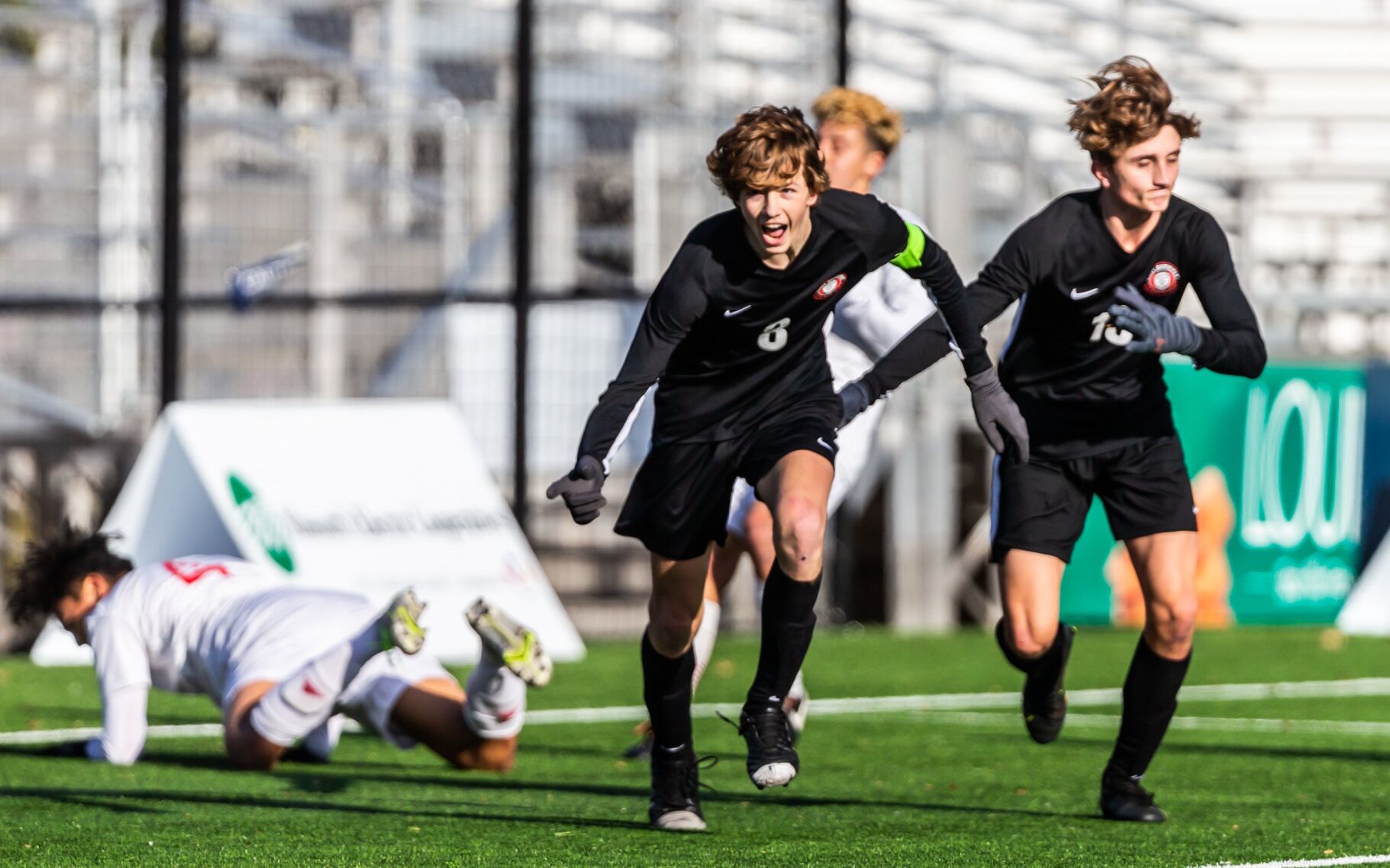 Class 3 boys soccer state semifinal: Fort Zumwalt South 4, Van Horn 1
